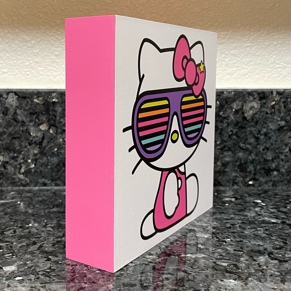 Hello Kitty Wall Sign - Picture 3 of 4